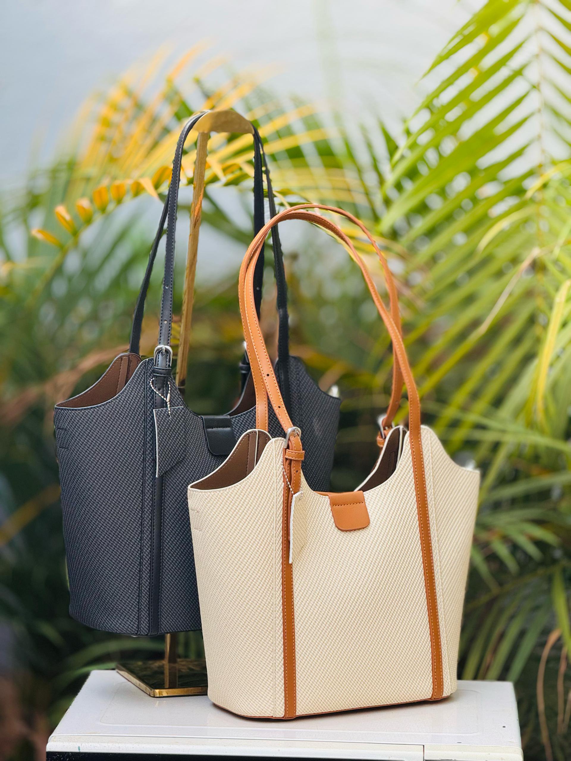 Large Raffia tote leather bag. - Image 4