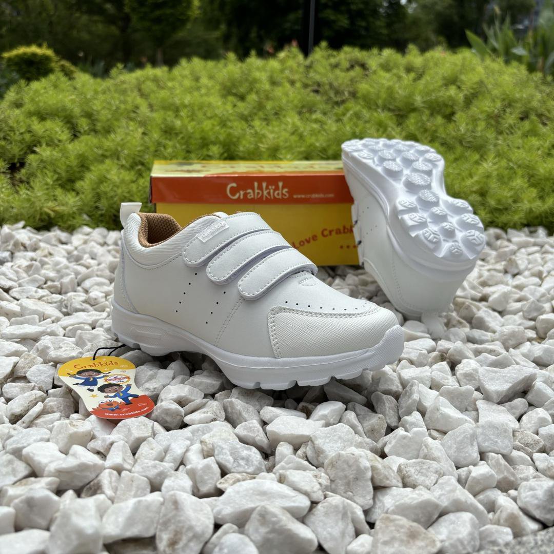 casual sneakers - Image 2