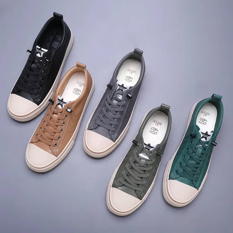 men's casual sneakers.